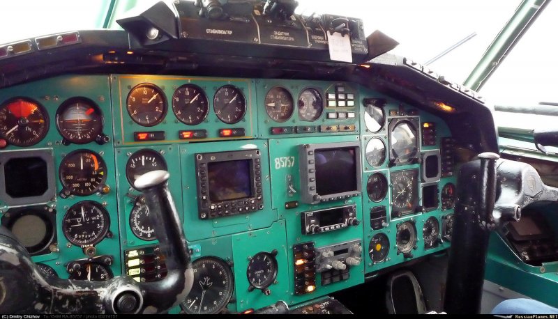 Ту-154б-2 кабина