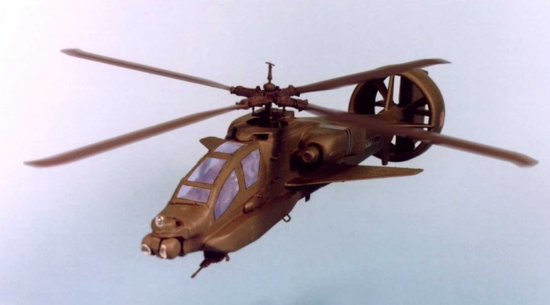 Ударный вертолет АН-64 Апач