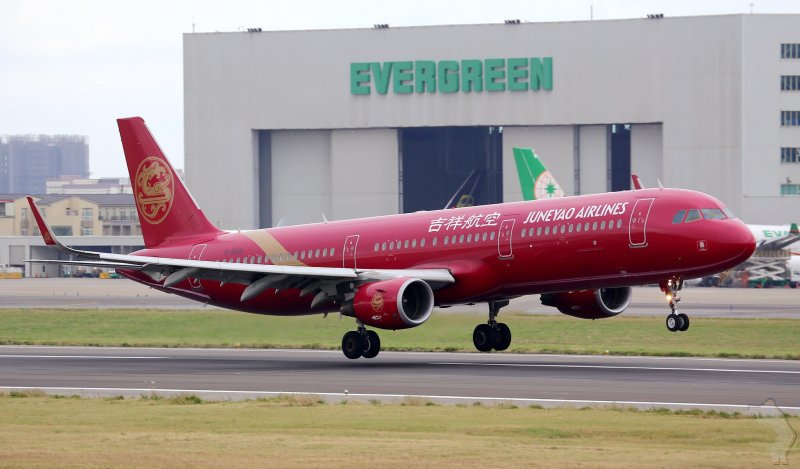 Боинг 737 в российских ливреях
