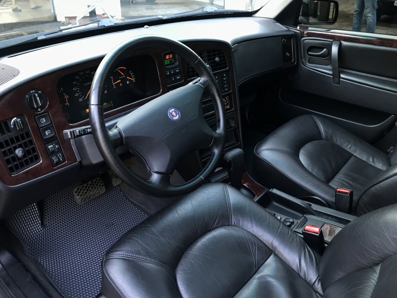 Saab 9000 2.3 Turbo салон