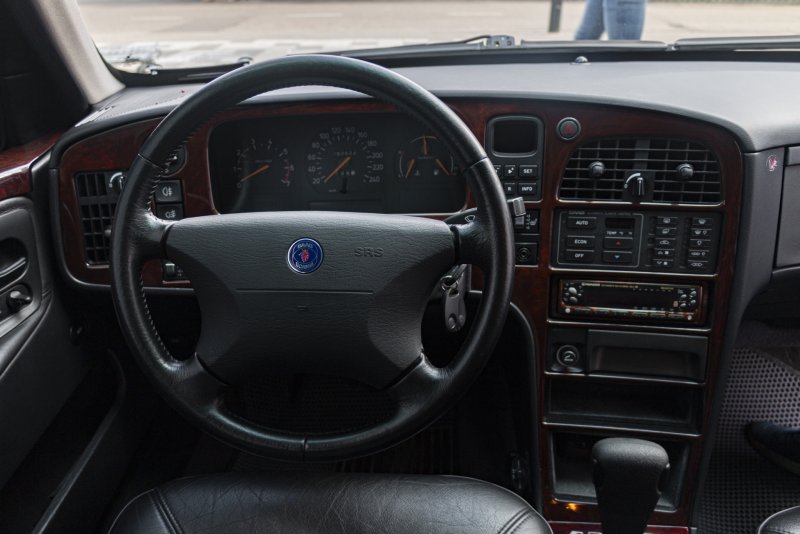 Saab 9000 2.3