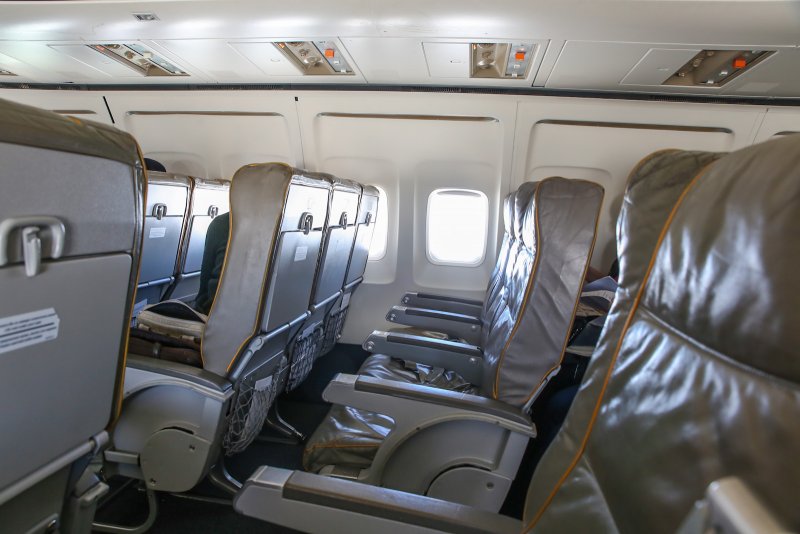 737-300 Вместимость