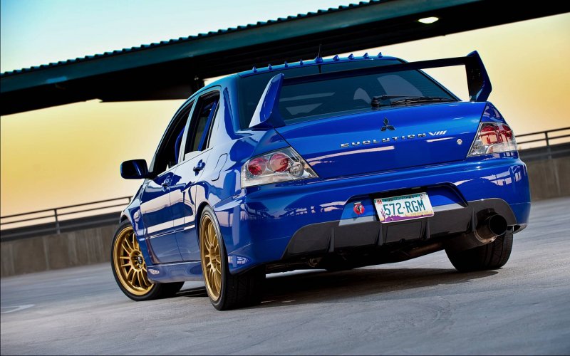 Mitsubishi EVO 8
