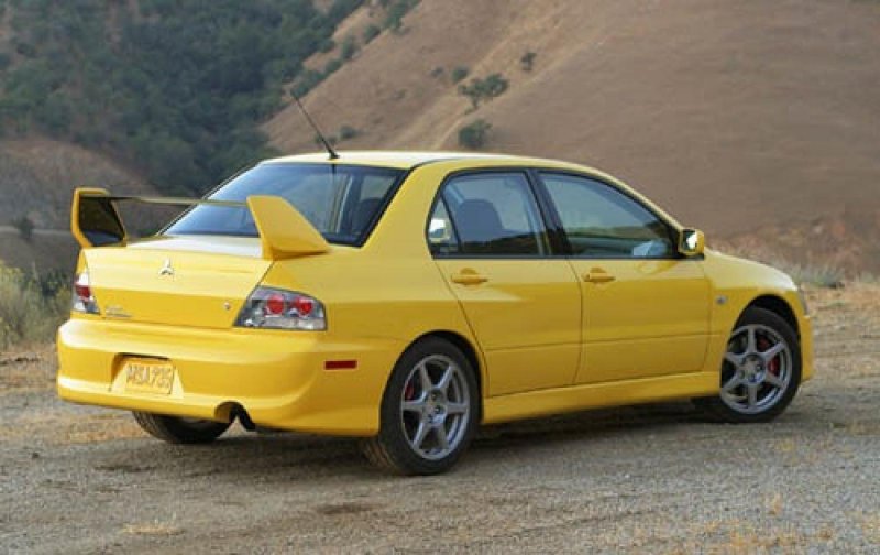 Mitsubishi Lancer EVO 2003