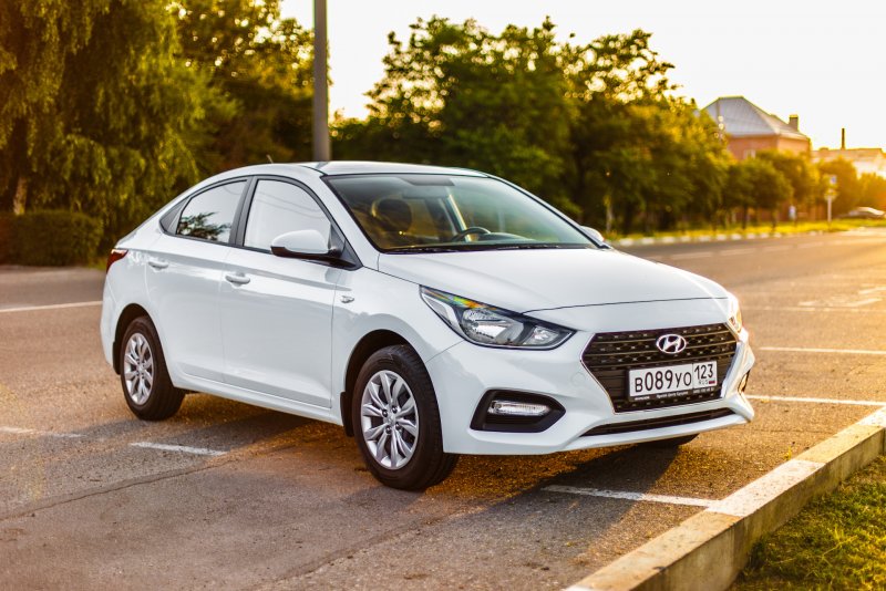 Hyundai Solaris 2017 r 18