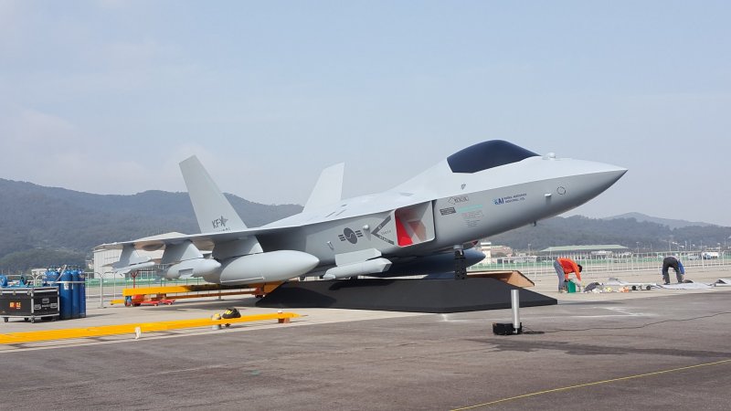 Истребитель Kai KF-X