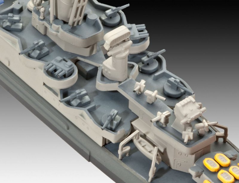 Revell Cruiser 1/35