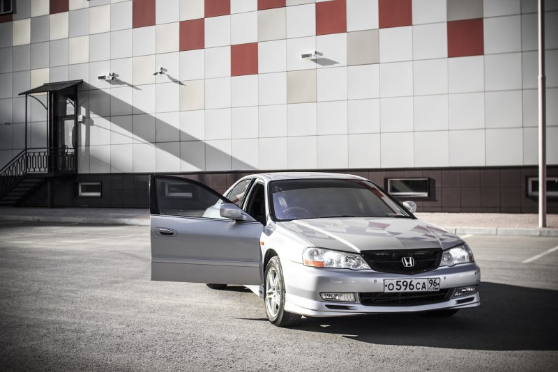 Honda inspire ua5