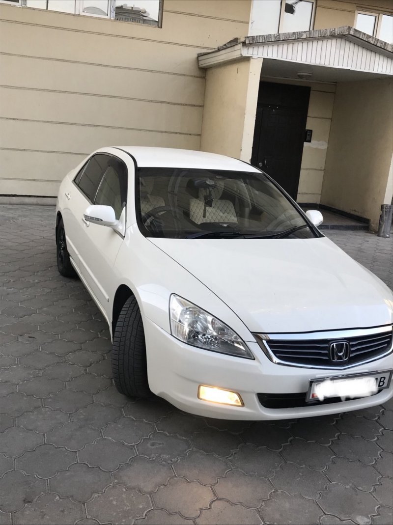 Honda inspire 2003