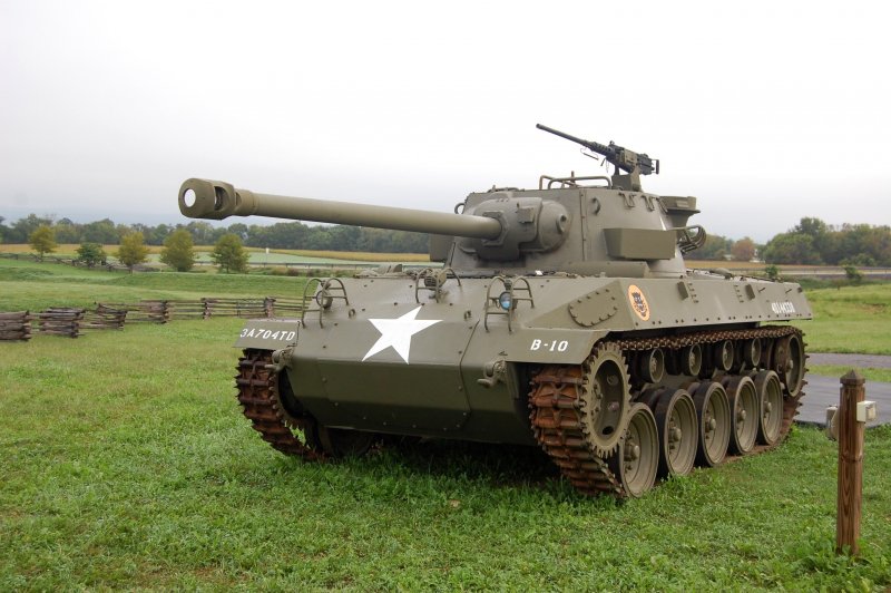 Танк м18 США