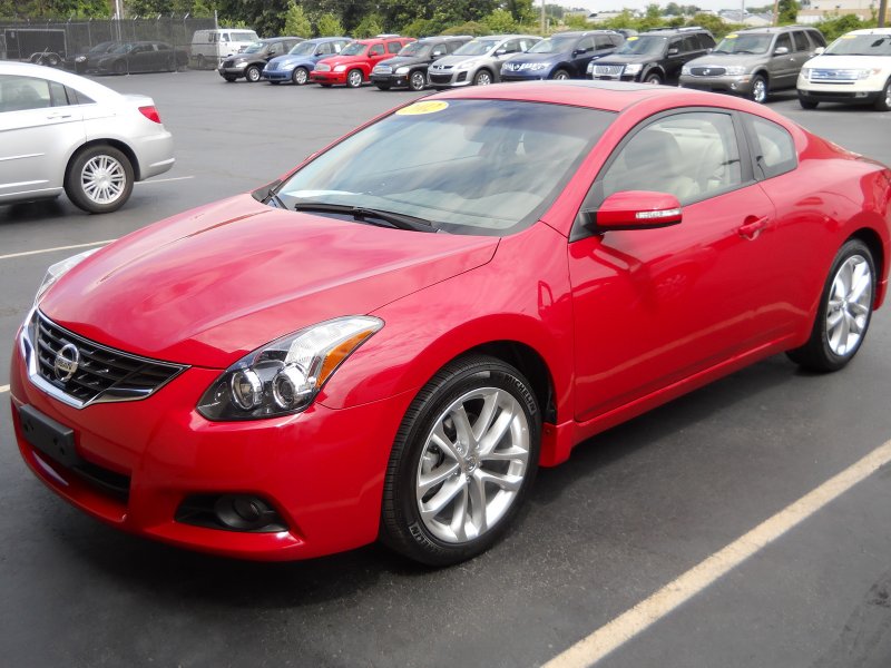 Nissan Altima 2012 купе
