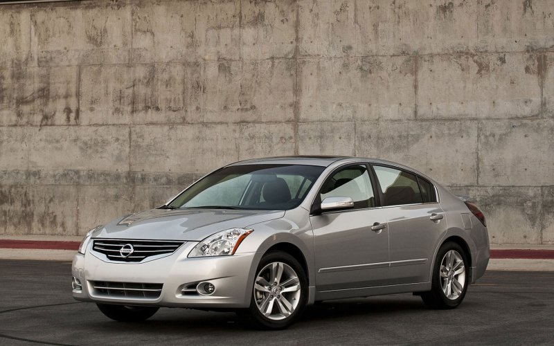 Nissan Altima 2010