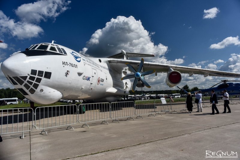 Летающая лаборатория ил-76