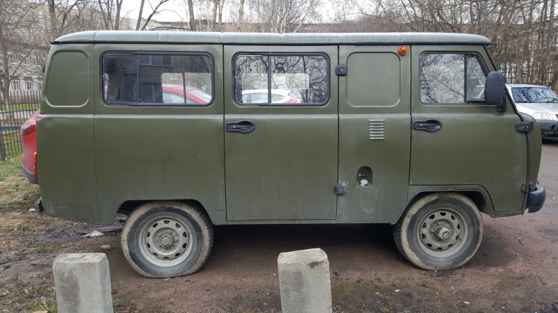 Автомобиль УАЗ-374195-05