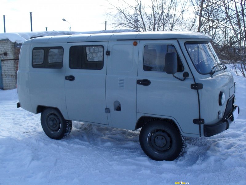 УАЗ фургон 3741 Буханка