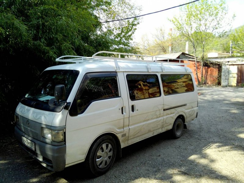 Мазда Бонго е2200 1988 палатка