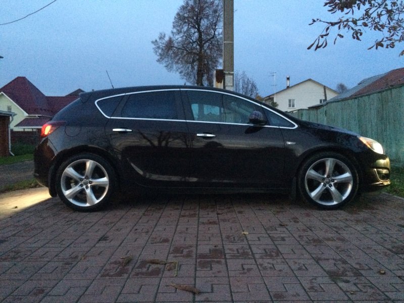 Opel Astra j r18
