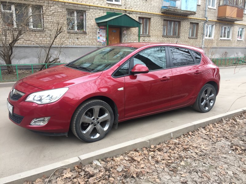 Opel Astra j r18