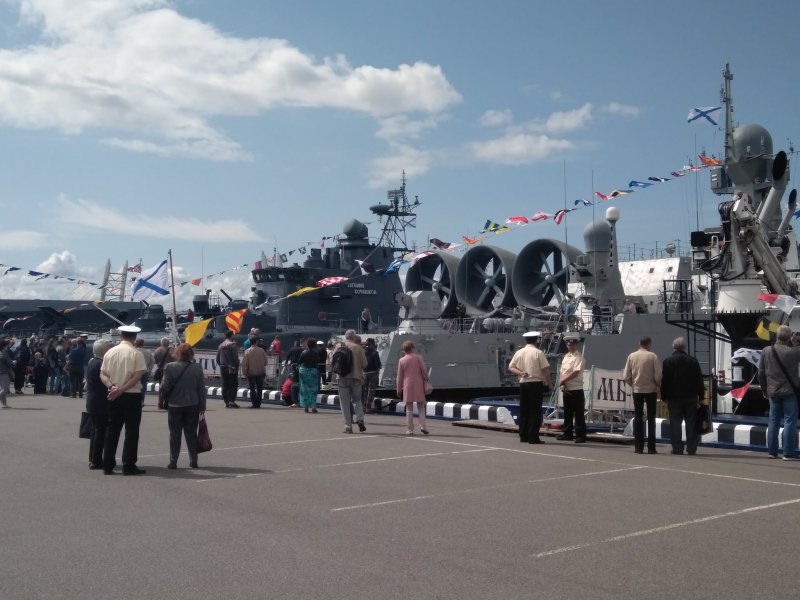 Подводная лодка в Питере с 189