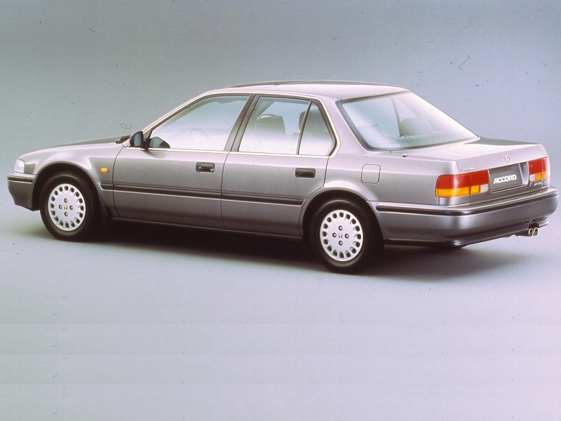 Honda Accord IV седан