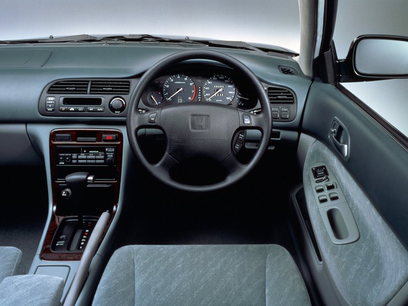 Honda Accord 5 1998
