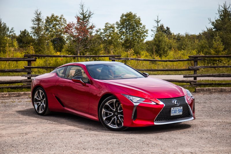 Lexus LC 500 Red