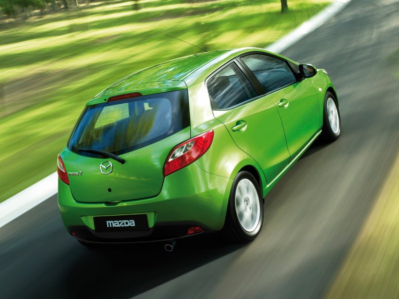 Mazda 2 Green