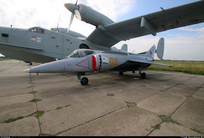 Як-38м борт 92