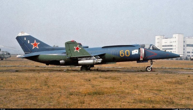 Истребитель як 38