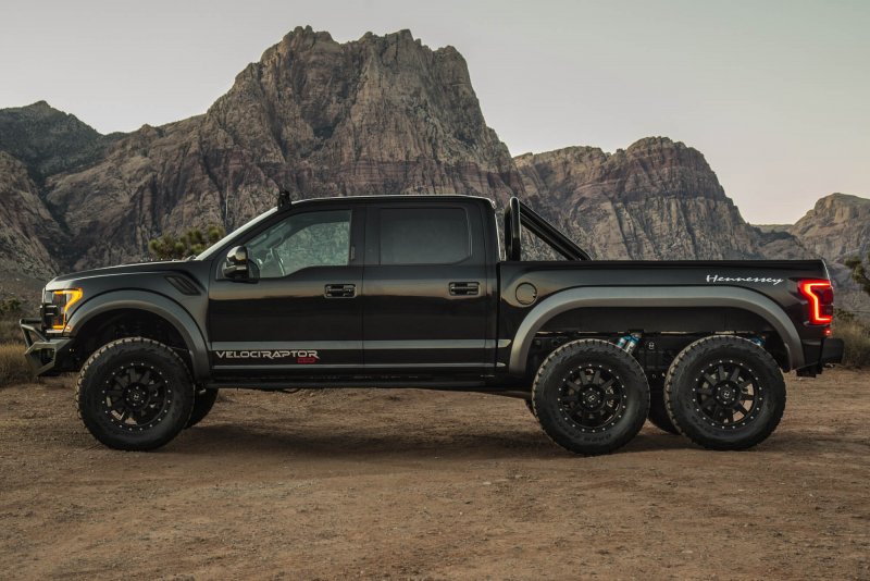 Форд ф 150 Раптор 6x6