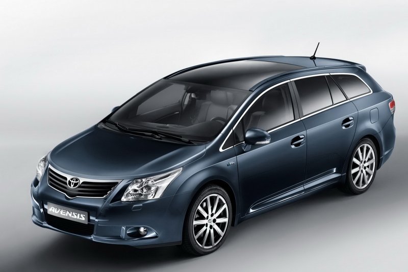 Toyota Avensis 2009 универсал