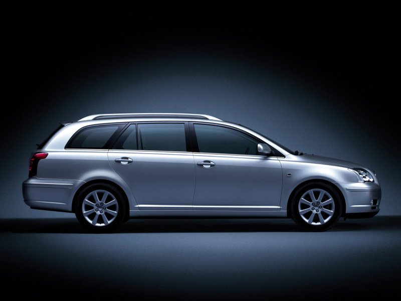 Toyota Avensis 2 универсал