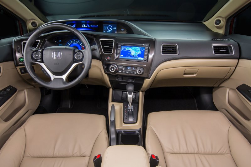 Honda Civic 2013 салон