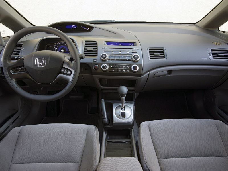 Honda Civic 2008 седан салон