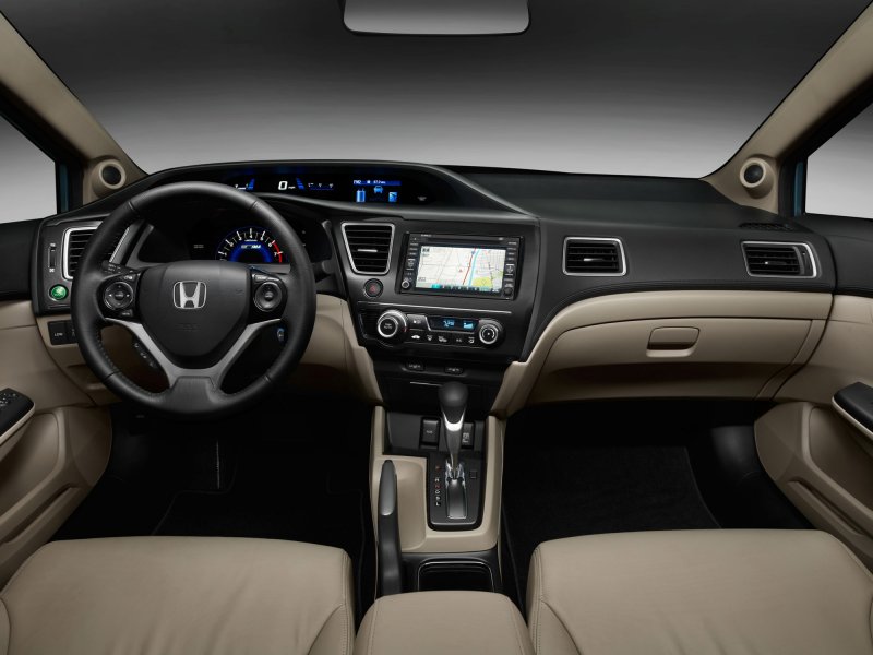 Honda Civic 2008 седан салон
