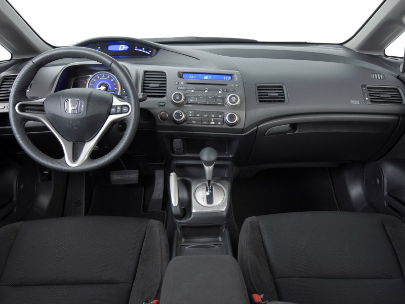 Honda Civic 2008 седан салон