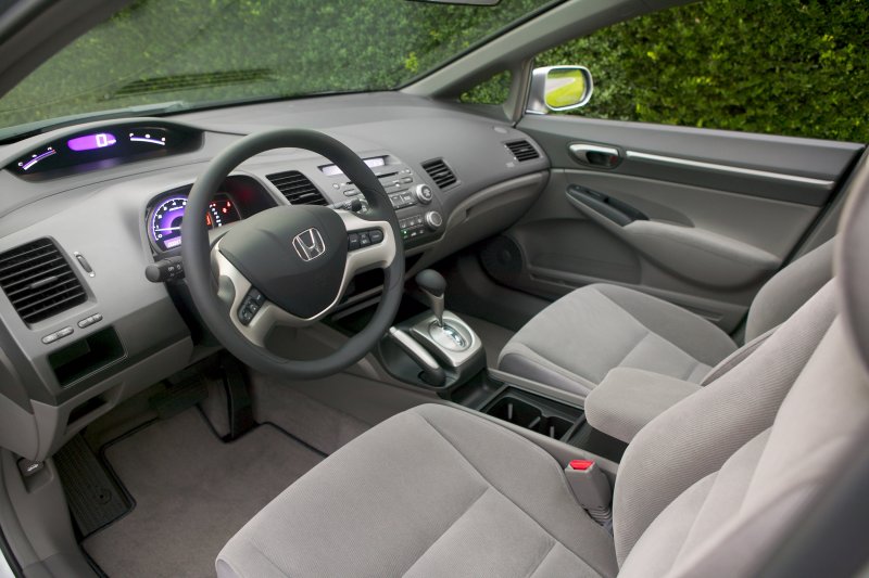 Honda Civic 2007 седан салон