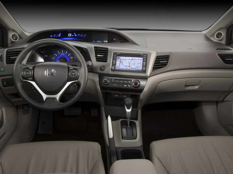 Honda Civic 2013 седан