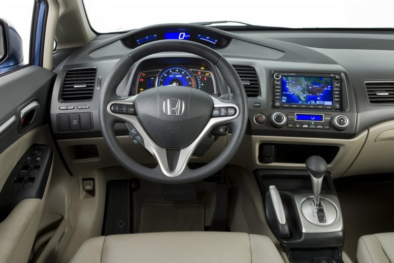 Honda Civic 2014 седан салон