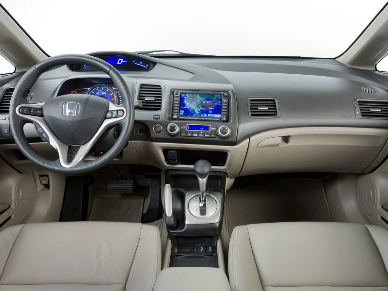 Honda Civic 2007 седан салон