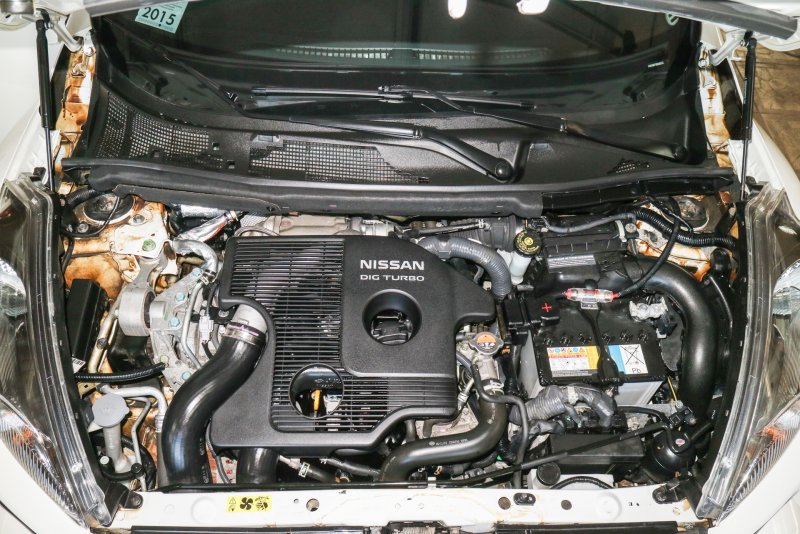 Двигатель Nissan Juke 1.6 Turbo подкапотка