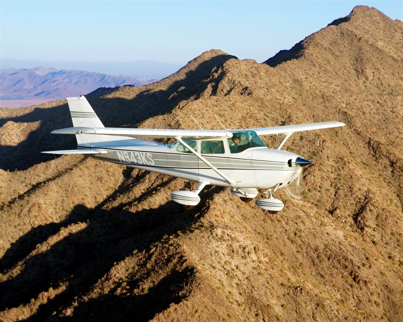 Самолет Cessna 172 салон