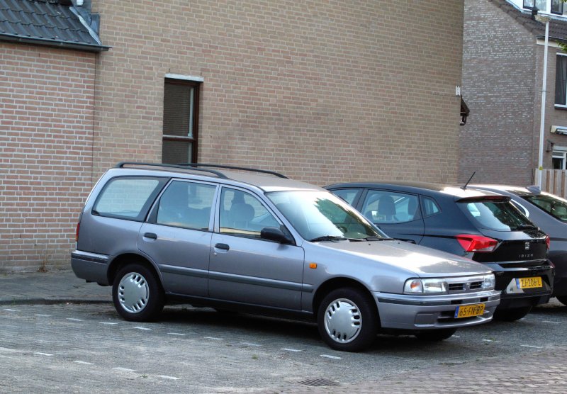 Nissan Sunny y10 универсал