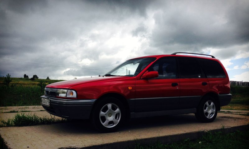 Nissan Sunny y10