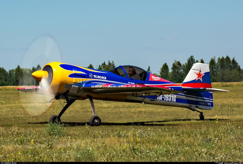 Спортивный самолет Су-26