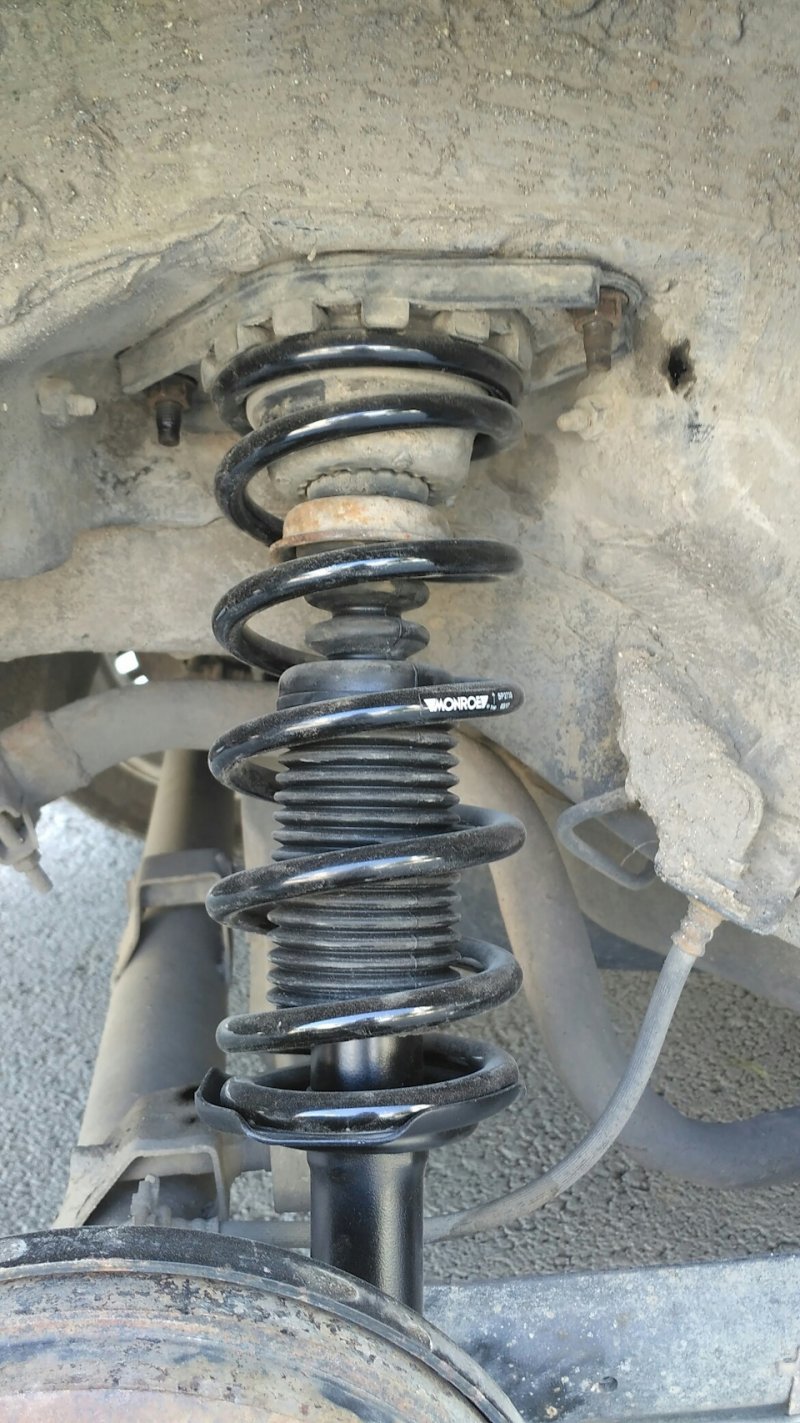 Nissan Almera n16 2005 подвеска