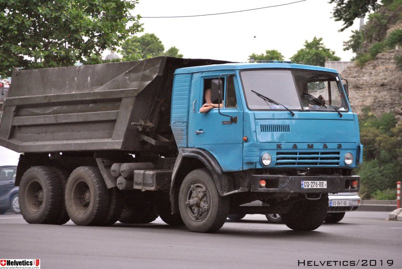 КАМАЗ 5511 черный