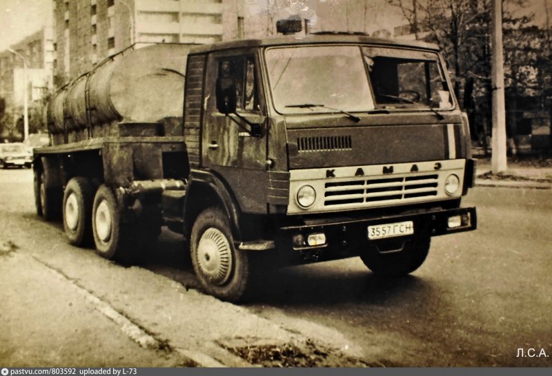 КАМАЗ 65115 молоковоз