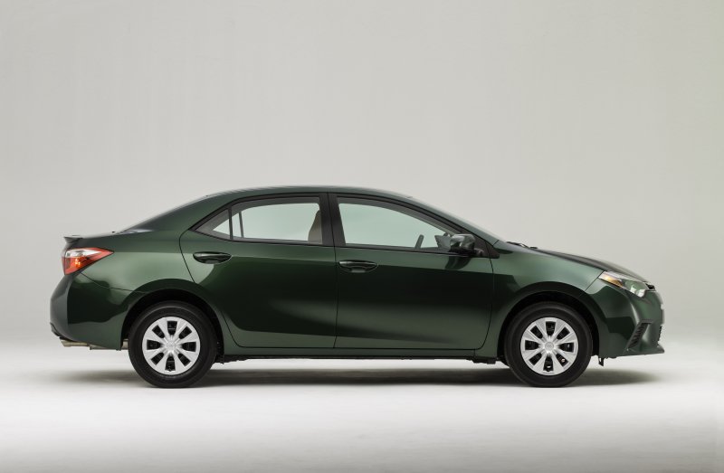 Toyota Corolla (e150) седан