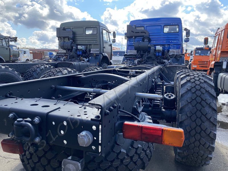 КАМАЗ 43118 Рестайлинг армейский